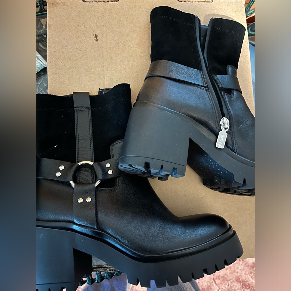 Blondo brand black waterproof moto boots, size 8